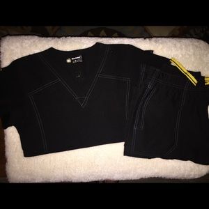 Wonderwink Four Stretch Black Scrub set